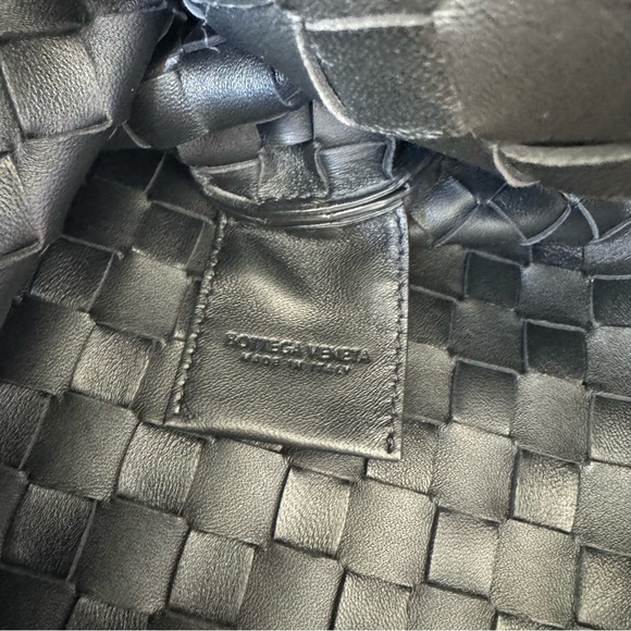 Bottega Veneta Intrecciato Small Leather Sardine Tote in Black - Picture 7 of 9